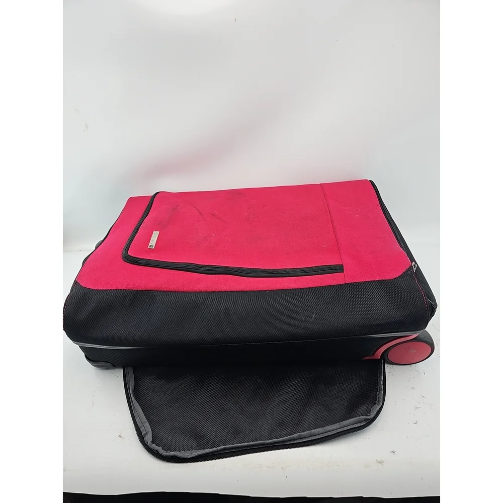 Barracuda Collapsible Carry-on Suitcase